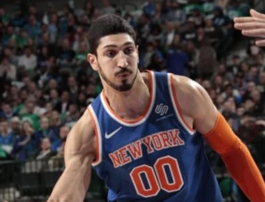 Οι δηλώσεις του Ενές Καντέρ για Ερντογάν: «Να αφήσει ήσυχους τους αθώους ανθρώπους»